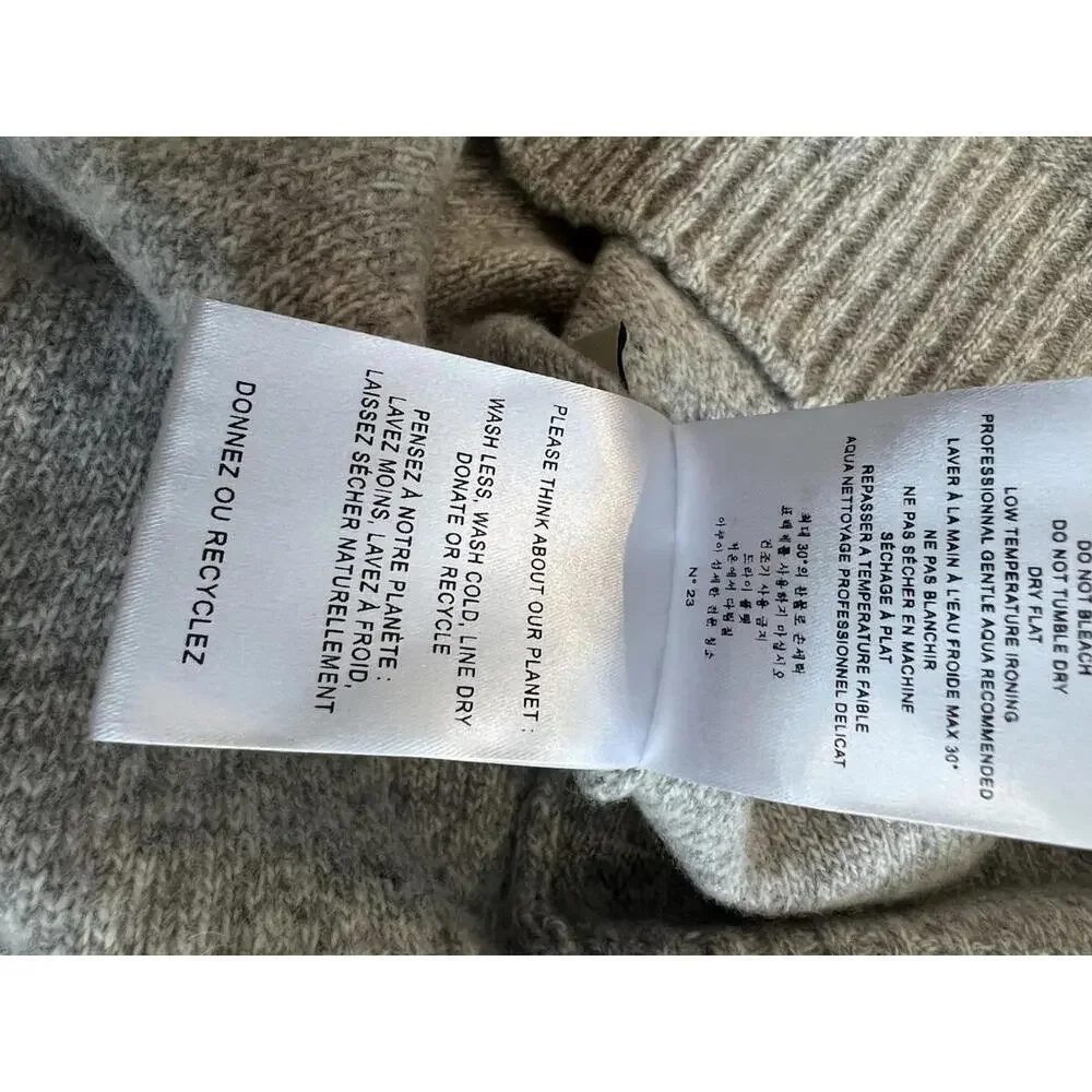 $789 officiate generale Manila Wool Sweater Size Large